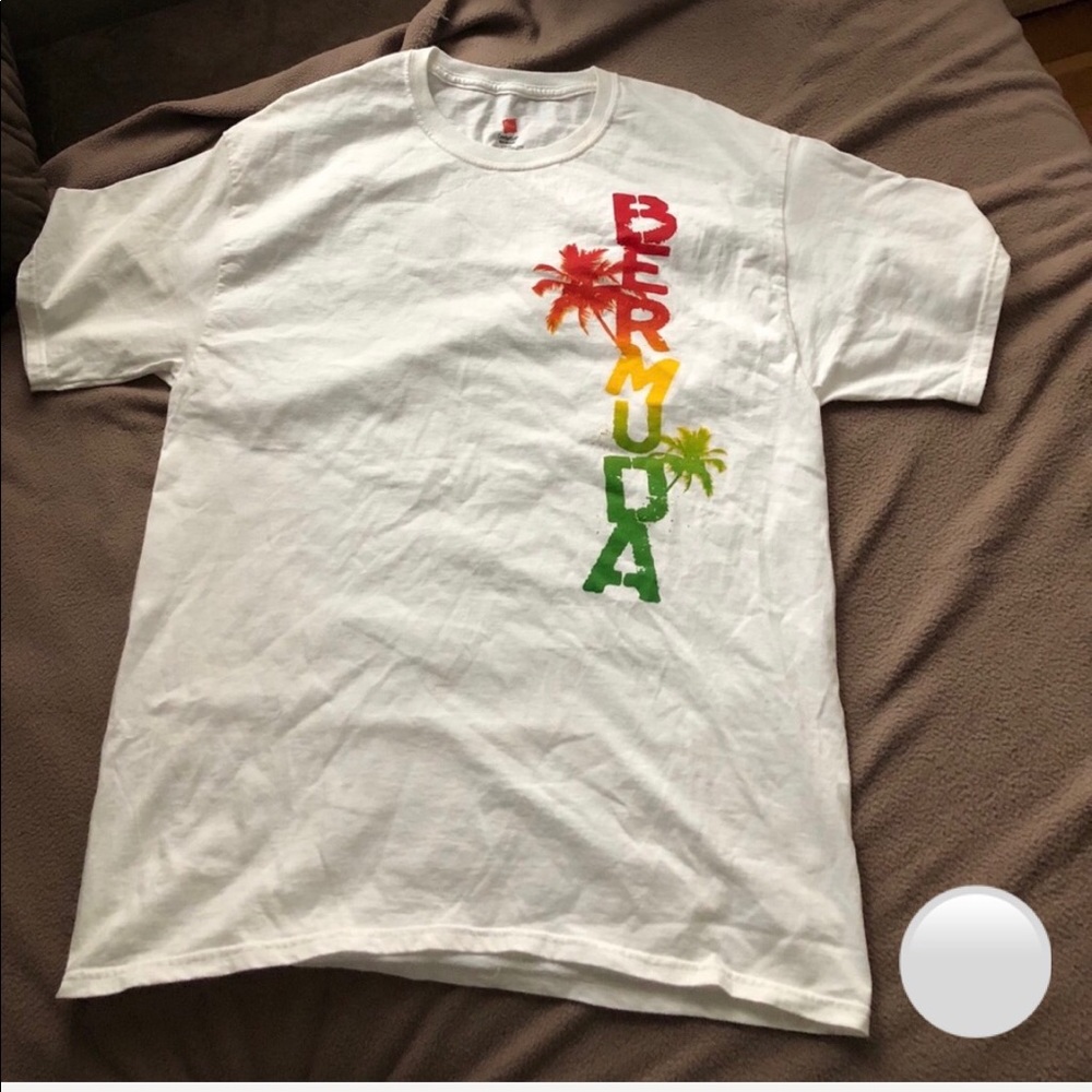 Tee shirt